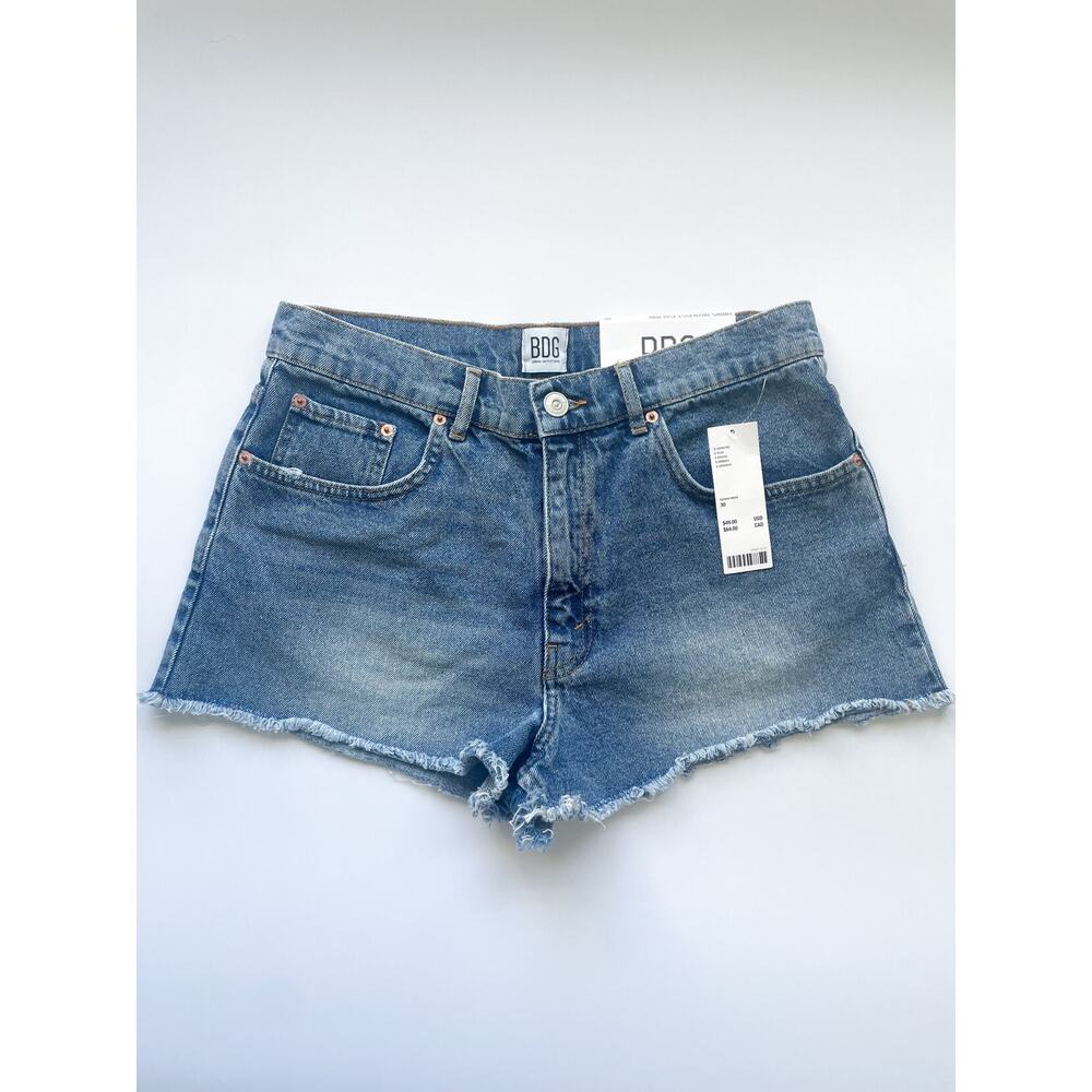 NWT BDG Urban Outfitters Mid-Rise Essential Denim Cut-Off Shorts Size 30